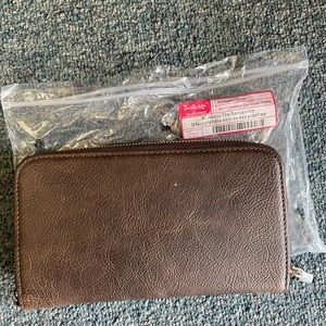 All about Benjamin’s wallet